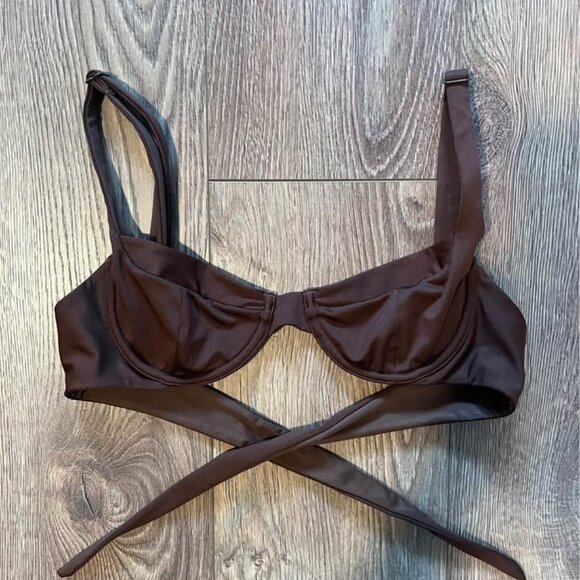 Londre The Amalfi Underwire Tie Back Top- Espresso, size small CA$70 - Picture 6 of 8